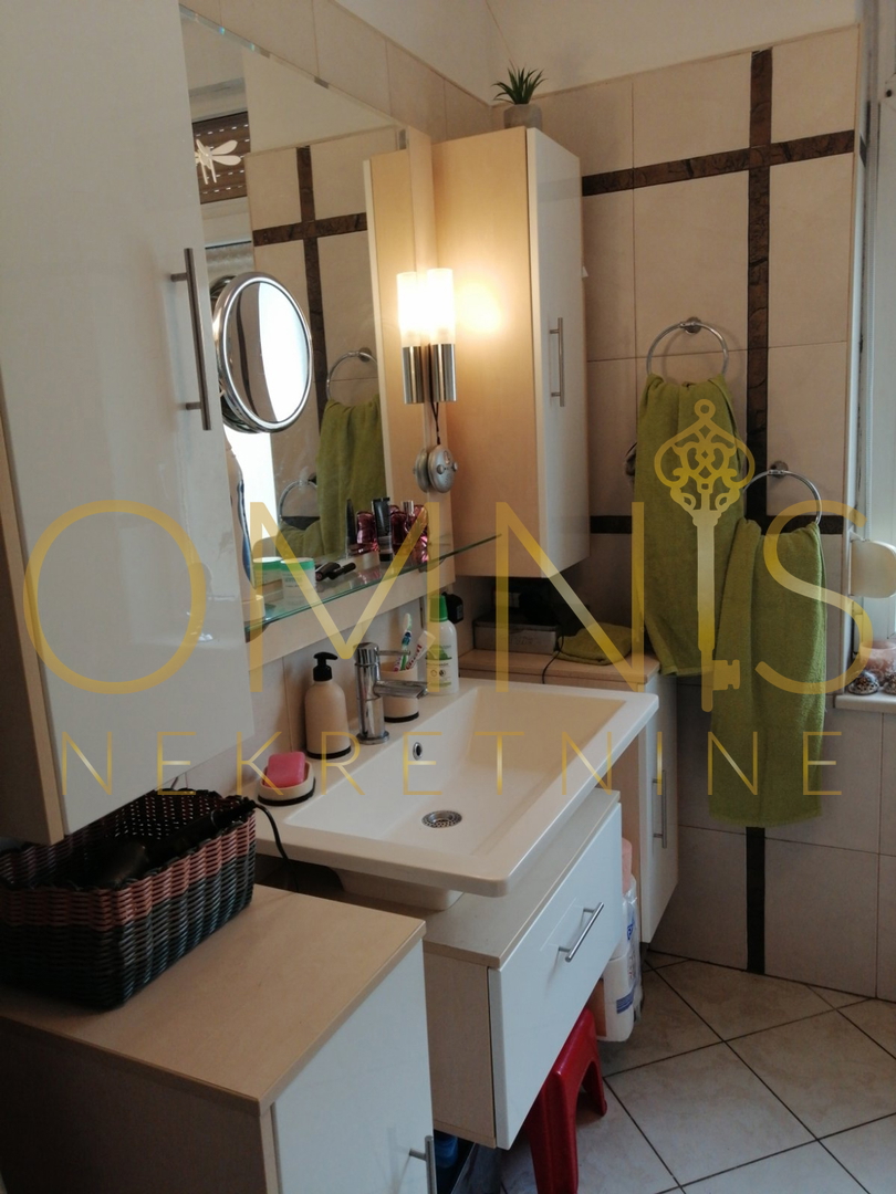 Appartamento adattato e arredato, 80 m², Turnić – 2° piano