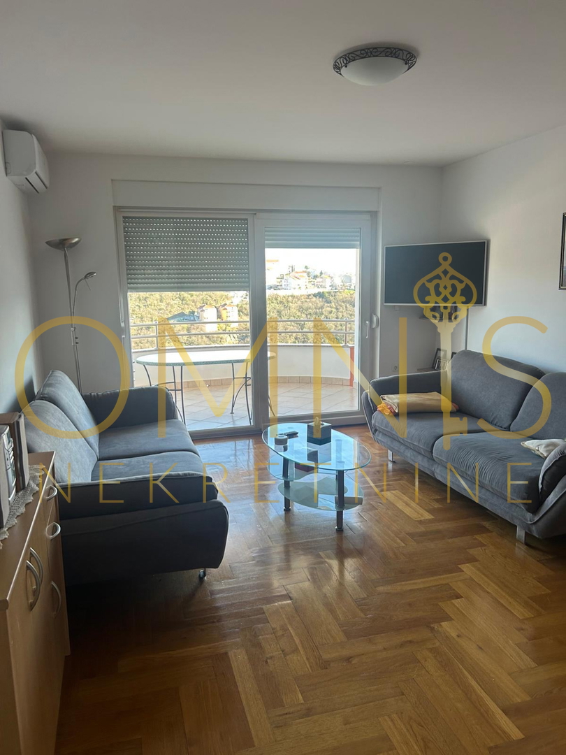 Crikvenica, appartamento 62m2, 2 locali, in vendita!