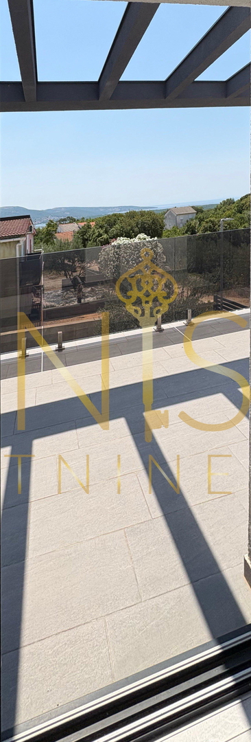 ISOLA DI KRK, CITTÀ DI KRK (dintorni) – Villa moderna di lusso con piscina e vista mare