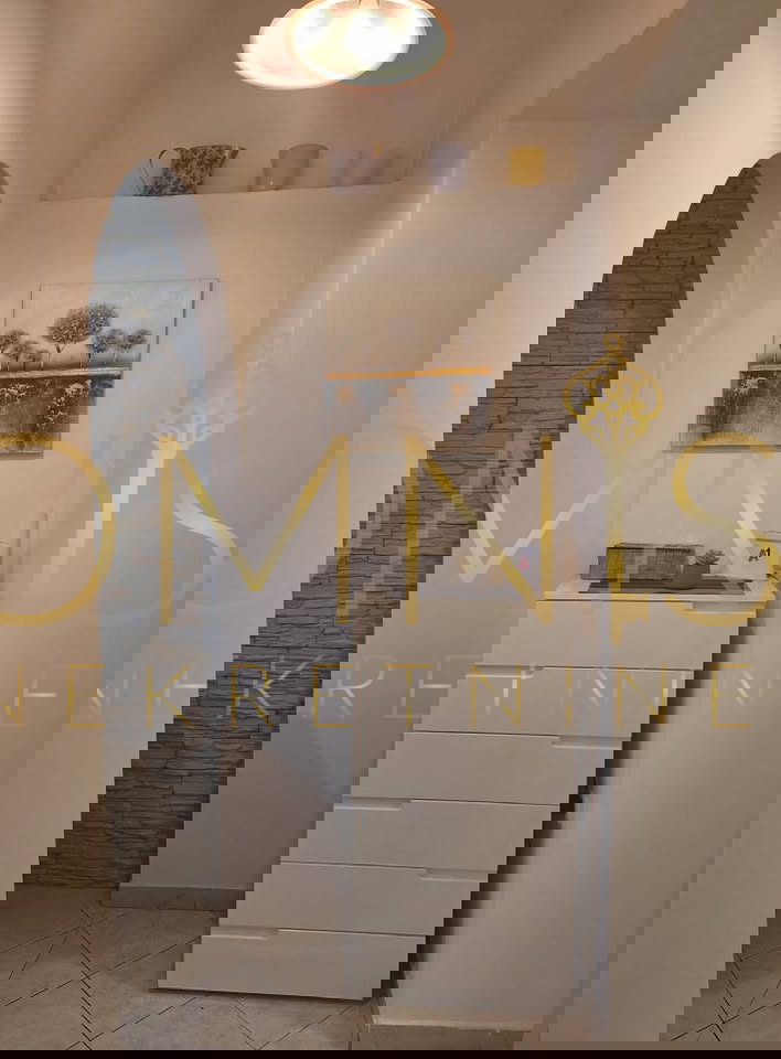 RIJEKA – KOZALA, appartamento completamente arredato di 40 m²