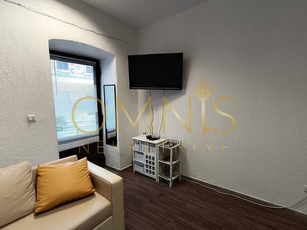 RIJEKA – POTOK, locale residenziale/commerciale 30 m²