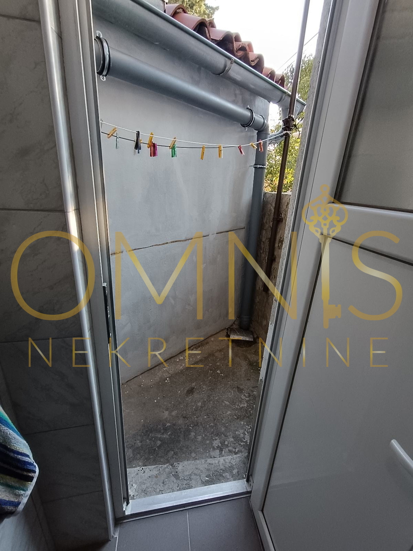 RIJEKA – POTOK, locale residenziale/commerciale 30 m²