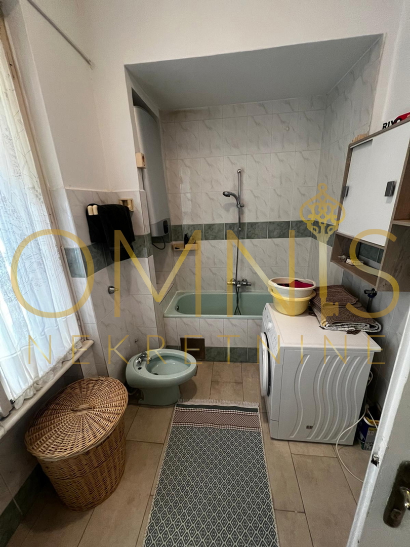 Rijeka, Sušak, appartamento trilocale con soggiorno in affitto