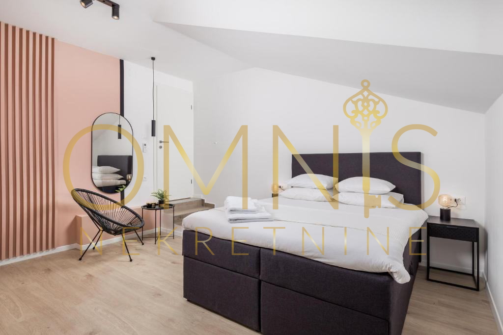 Opatija, centro, 3 camere + soggiorno, 85 m2, in vendita!