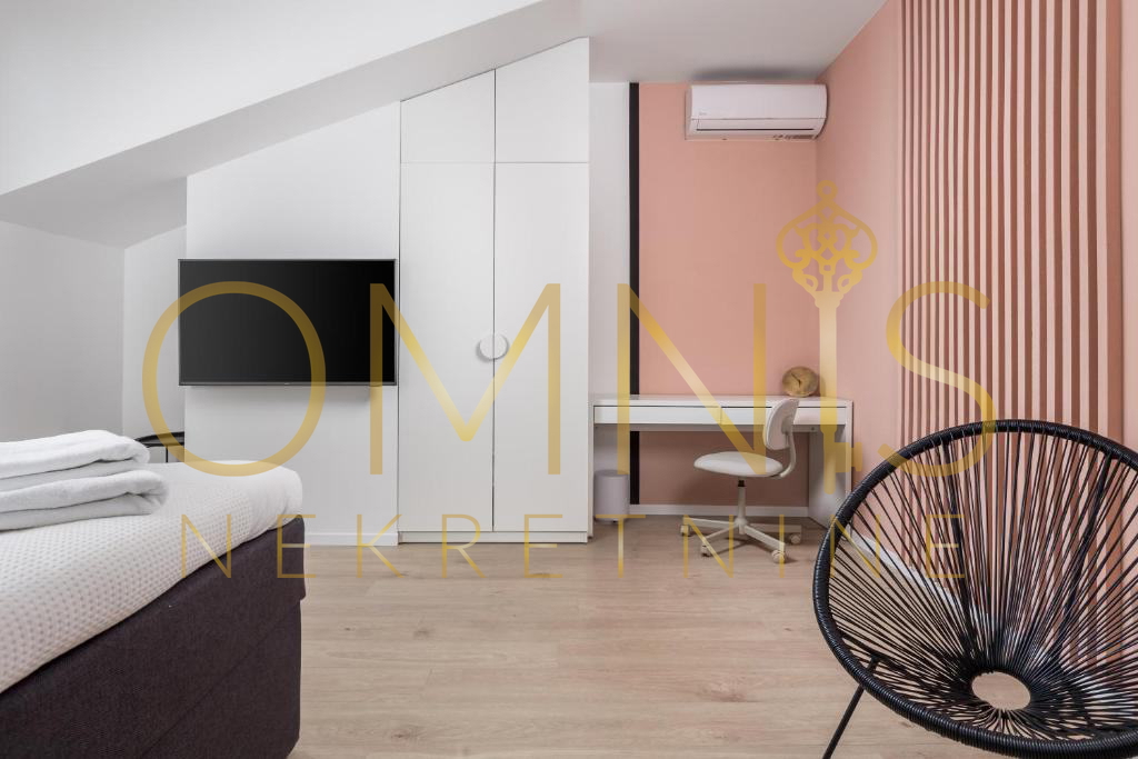 Opatija, centro, 3 camere + soggiorno, 85 m2, in vendita!