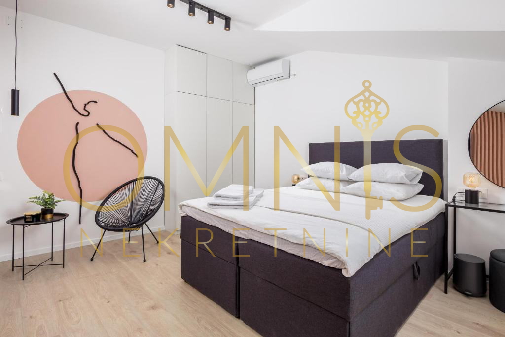 Opatija, centro, 3 camere + soggiorno, 85 m2, in vendita!