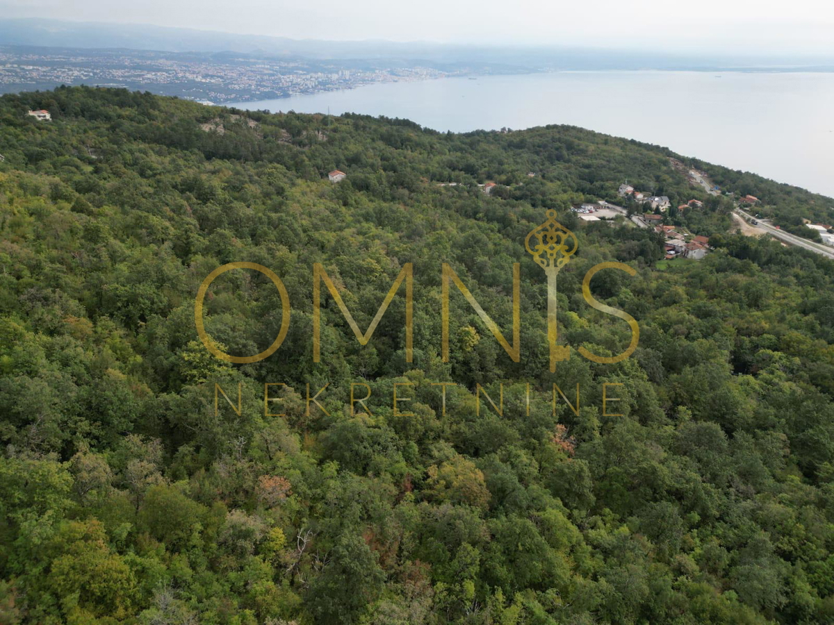 Veprinac – terreno edificabile con vista mare