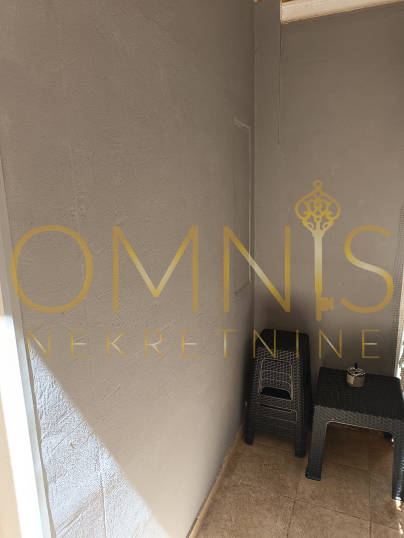 FIUME – BELVEDERE, monolocale ristrutturato con soppalco e balcone