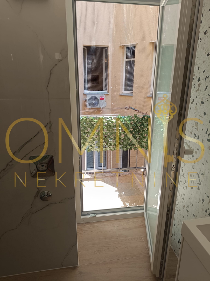 FIUME – BELVEDERE, monolocale ristrutturato con soppalco e balcone