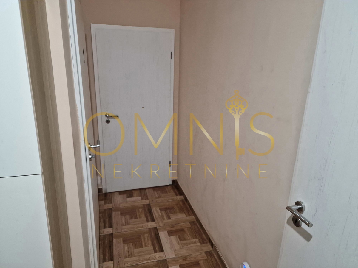 Rijeka - Centro, Appartamento bilocale con due ripostigli – ideale per investimento e appartamenti