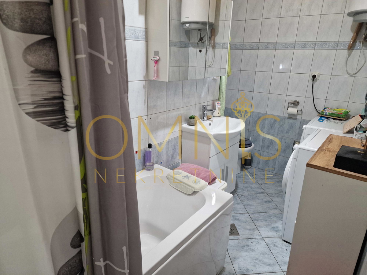 Rijeka - Centro, Appartamento bilocale con due ripostigli – ideale per investimento e appartamenti