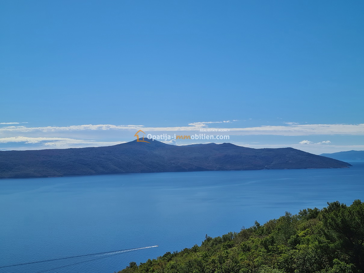 NUOVA VILLA CON PISCINA-OPATIJA RIVIERA-MOŠĆENIČKA DRAGA