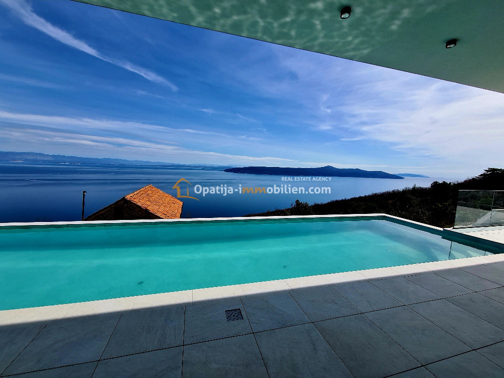NUOVA VILLA CON PISCINA-OPATIJA RIVIERA-MOŠĆENIČKA DRAGA