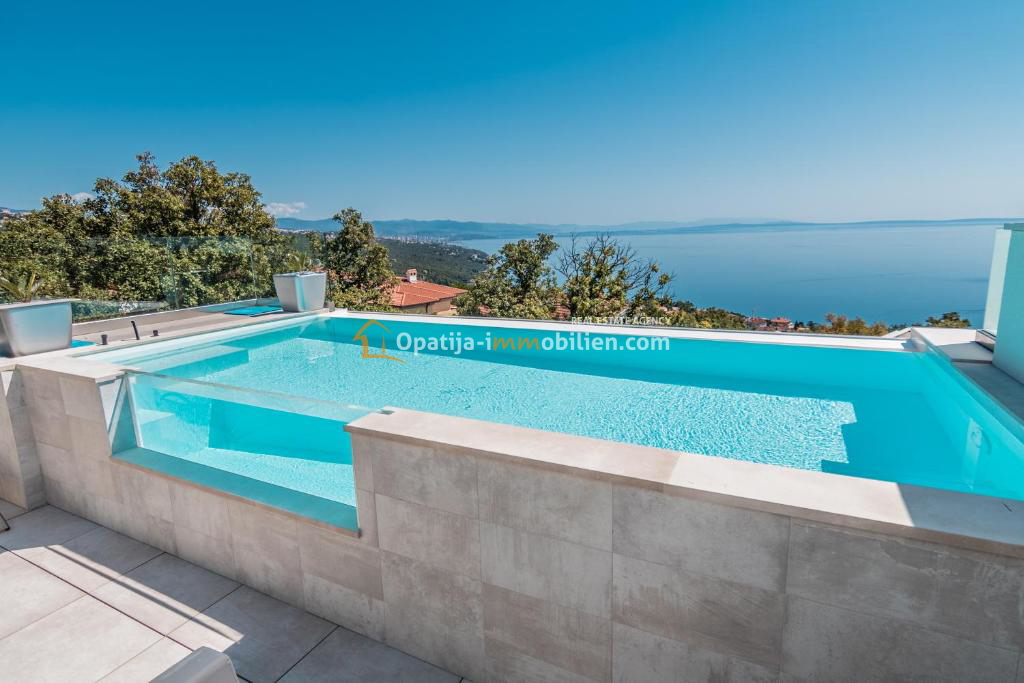 MODERNA VILLA CON PISCINA - RIVIERA DI OPATIJA