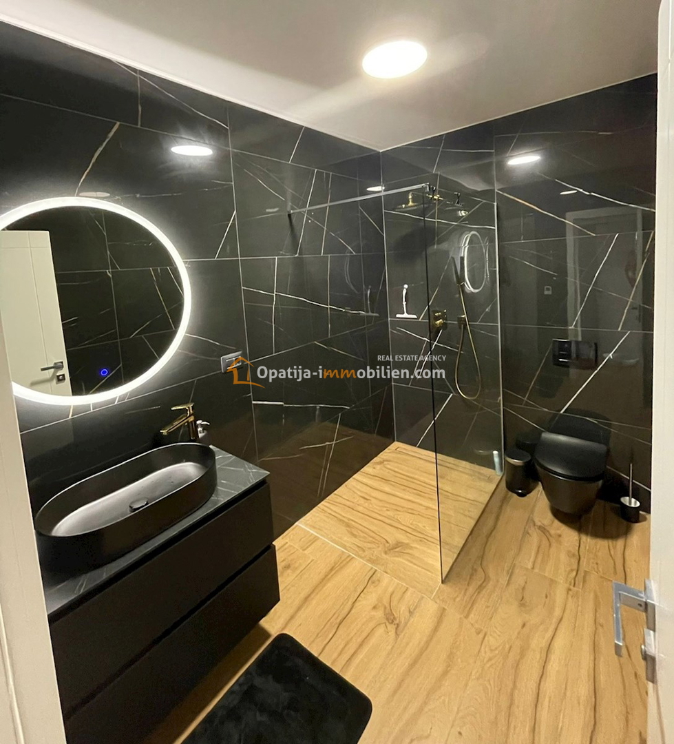 TRILOCALE IN NUOVA COSTRUZIONE - FIUME - BANDEROVO