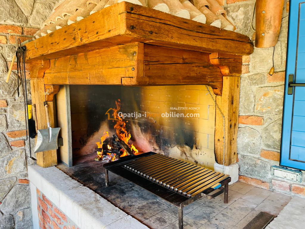 CASA CON PISCINA E VISTA MARE - MOŠĆENIČKA DRAGA