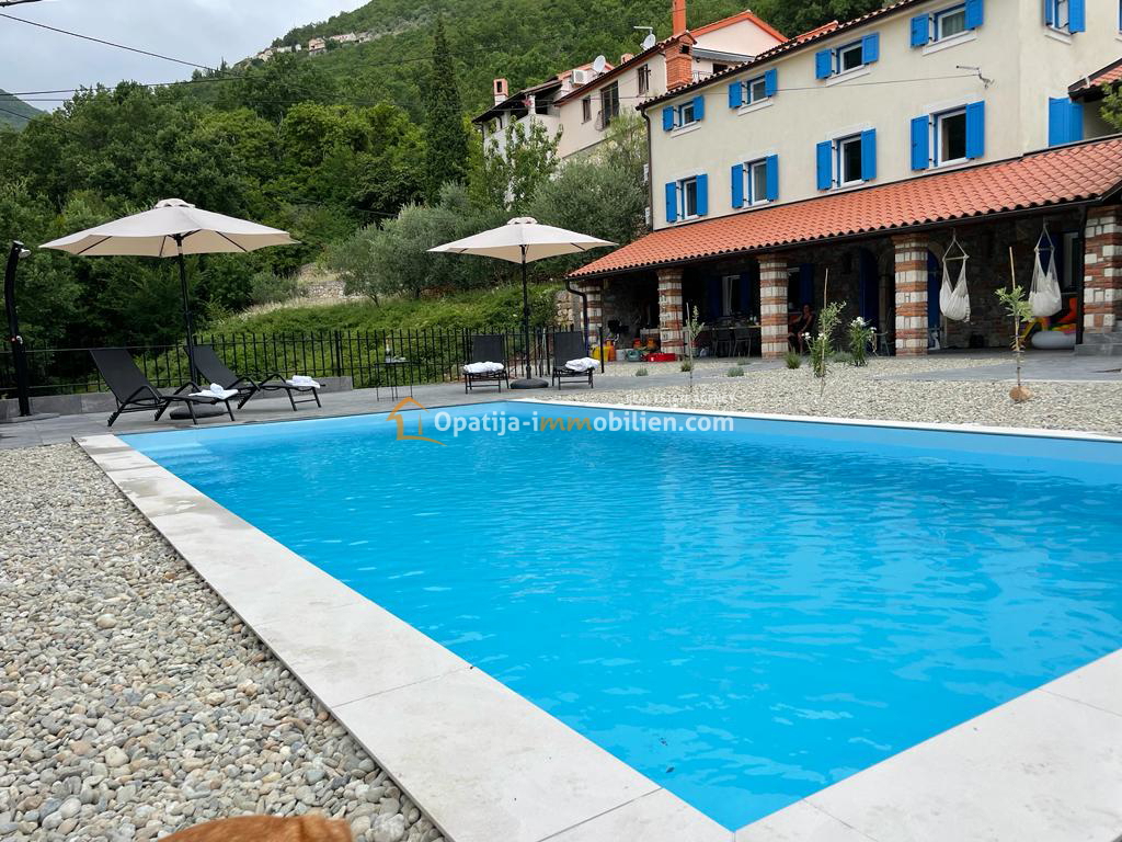 CASA CON PISCINA E VISTA MARE - MOŠĆENIČKA DRAGA