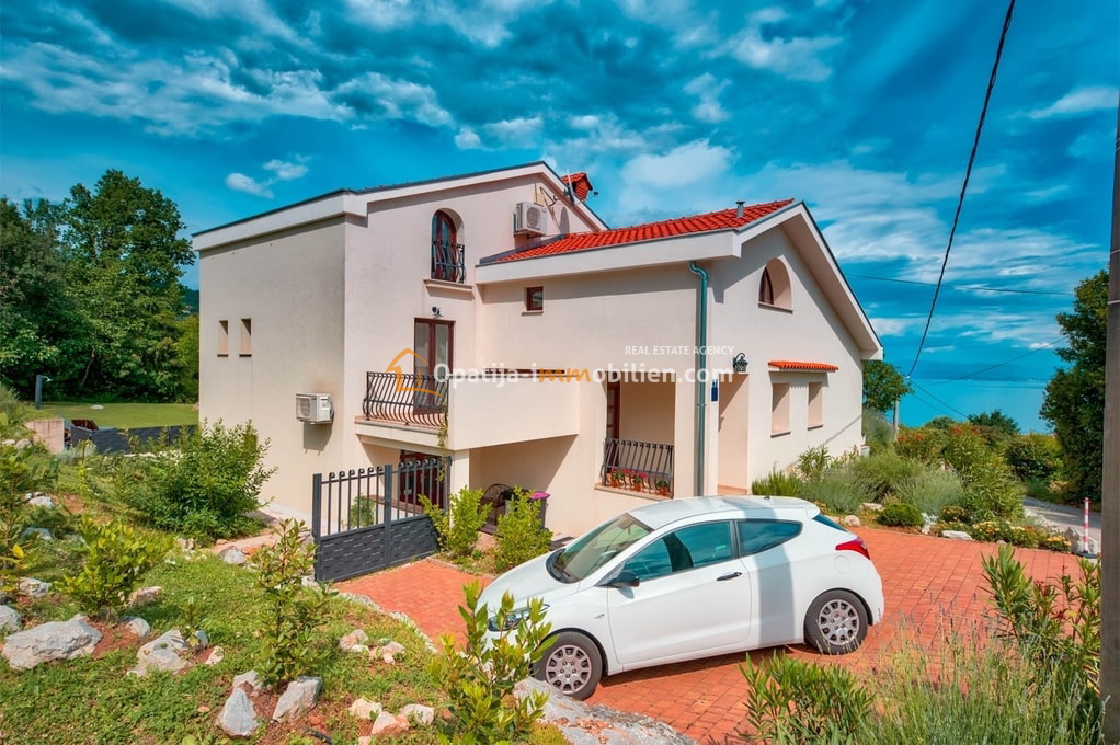 VILLA CON PISCINA E VISTA MARE - RIVIERA DI ABBAZIA