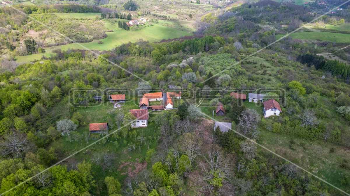Mrkići-Brebornica, Krnjak, 299.448,00 m2, 1.800.000,00 EUR