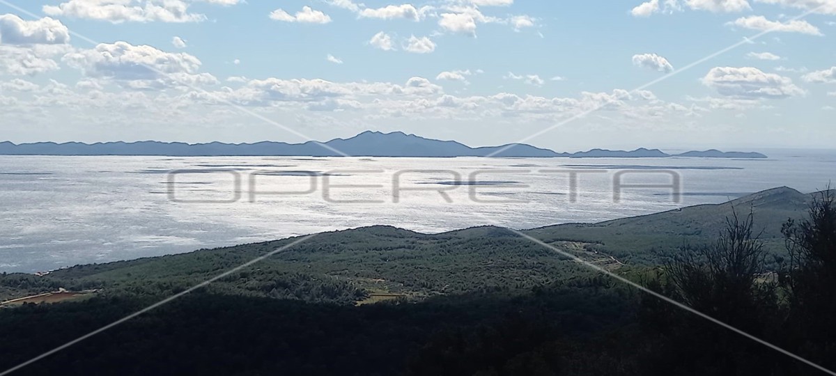Terreno di 51.000 m2 con vista mare, Čara, Korčula
