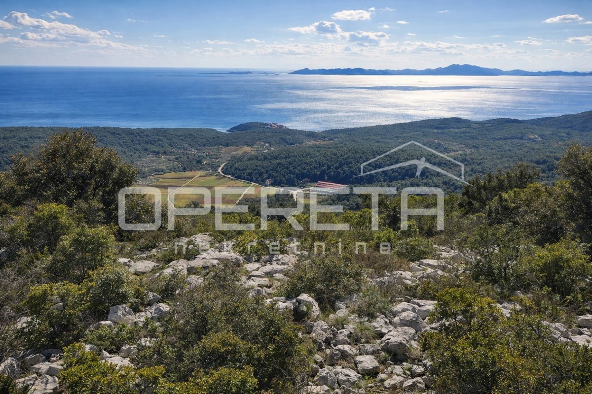Terreno di 51.000 m2 con vista mare, Čara, Korčula