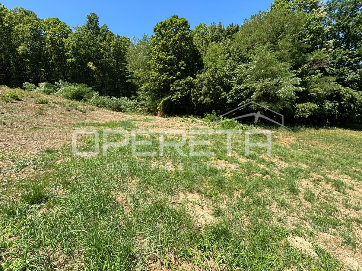 Laz Bistrički, Marija Bistrica, 5.582,00 m2, 184.206,00 EUR