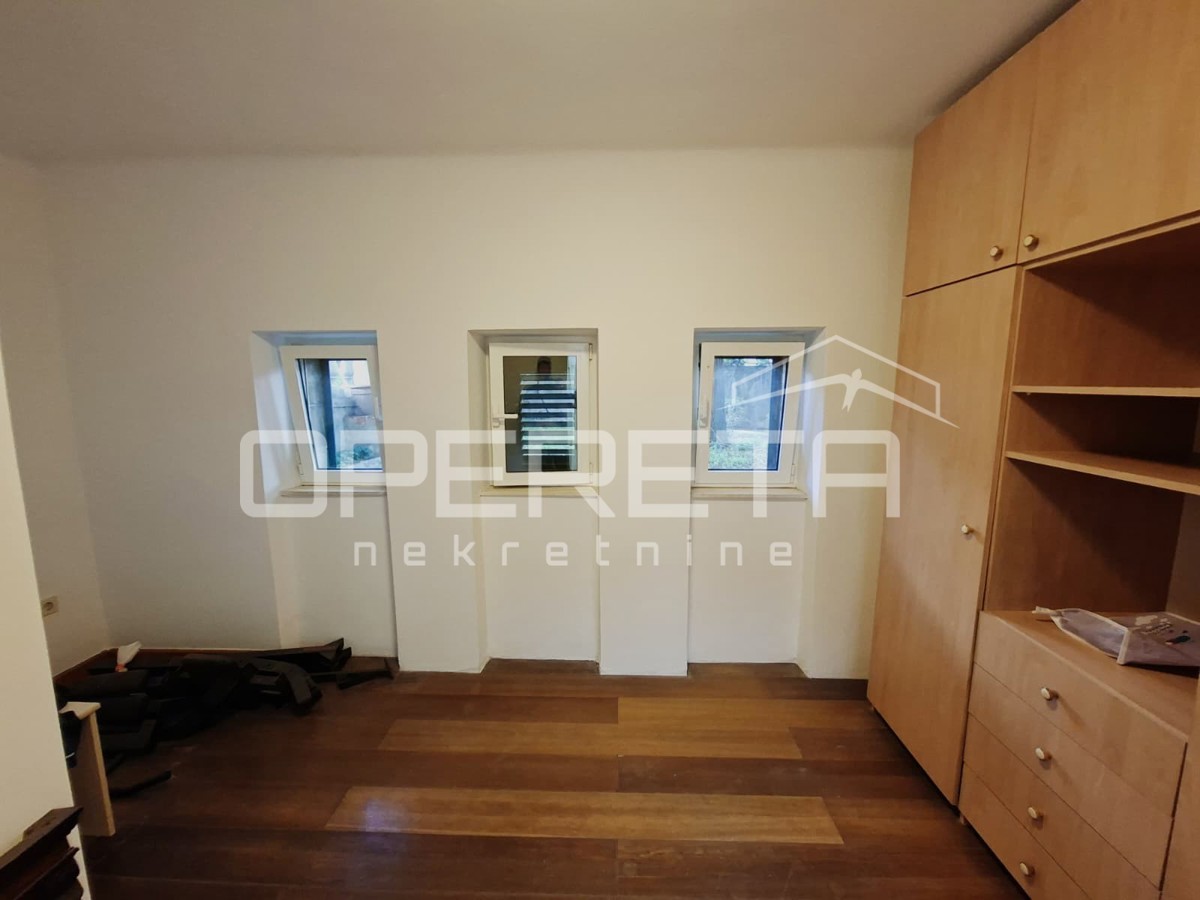 Appartamento Split, Manuš, in vendita, 75,81 m2