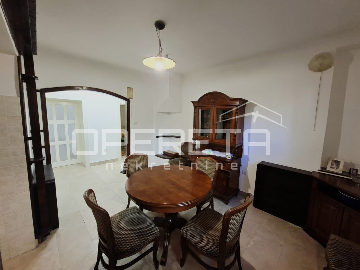 Appartamento Split, Manuš, in vendita, 75,81 m2