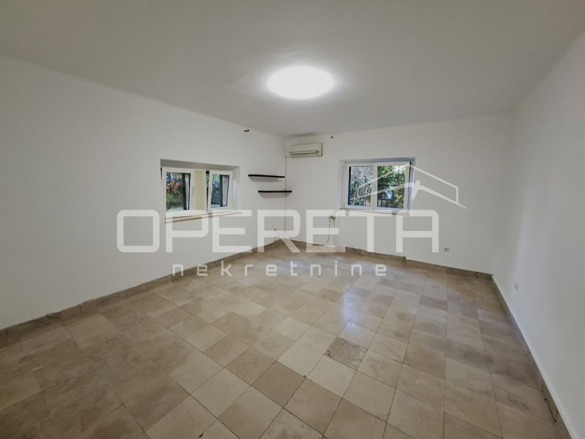 Appartamento Split, Manuš, in vendita, 75,81 m2