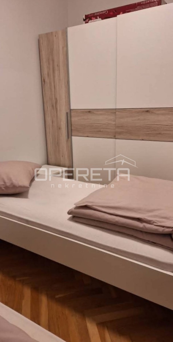 Istria, Rovigno, appartamento di 27 m2 con camera separata vicino al centro