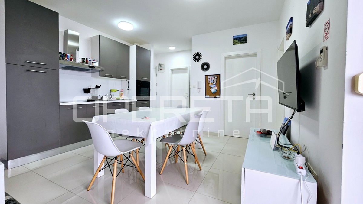 Novalja – appartamento bilocale di 56 m² con vista mare