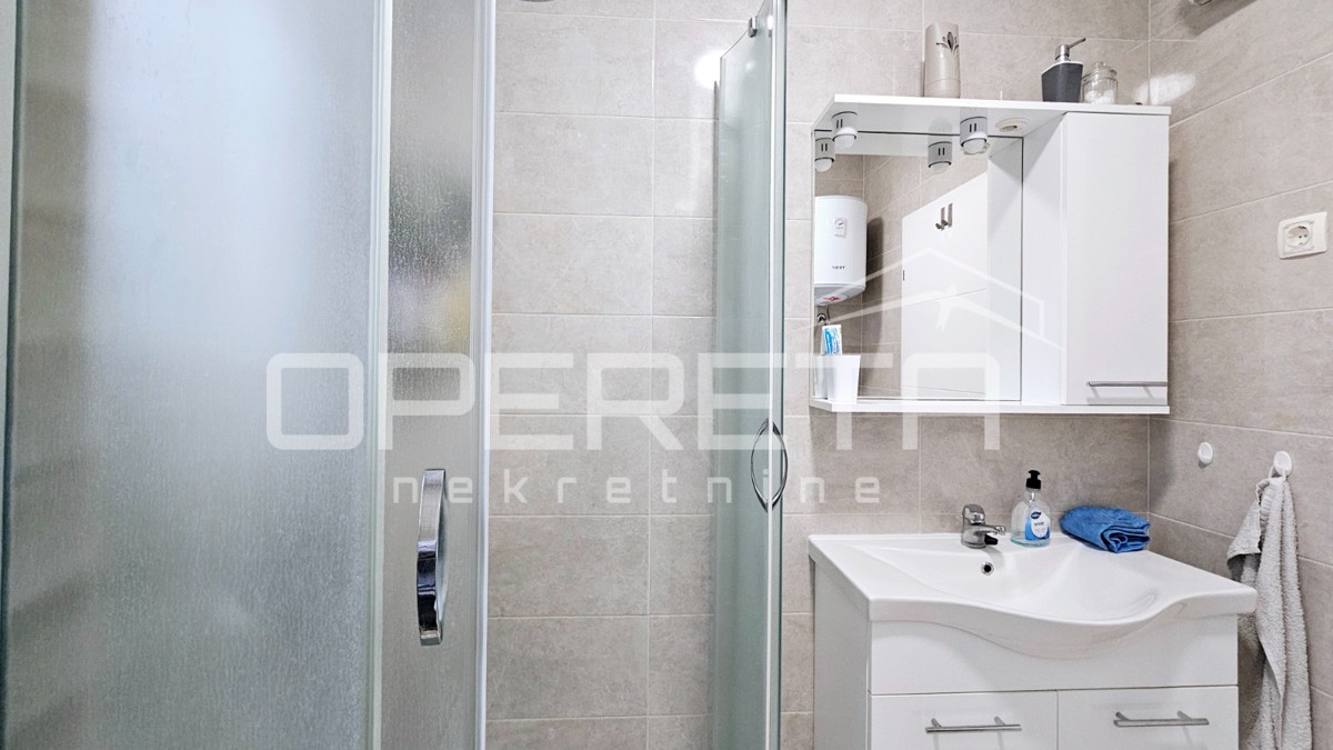 Novalja – appartamento bilocale di 56 m² con vista mare