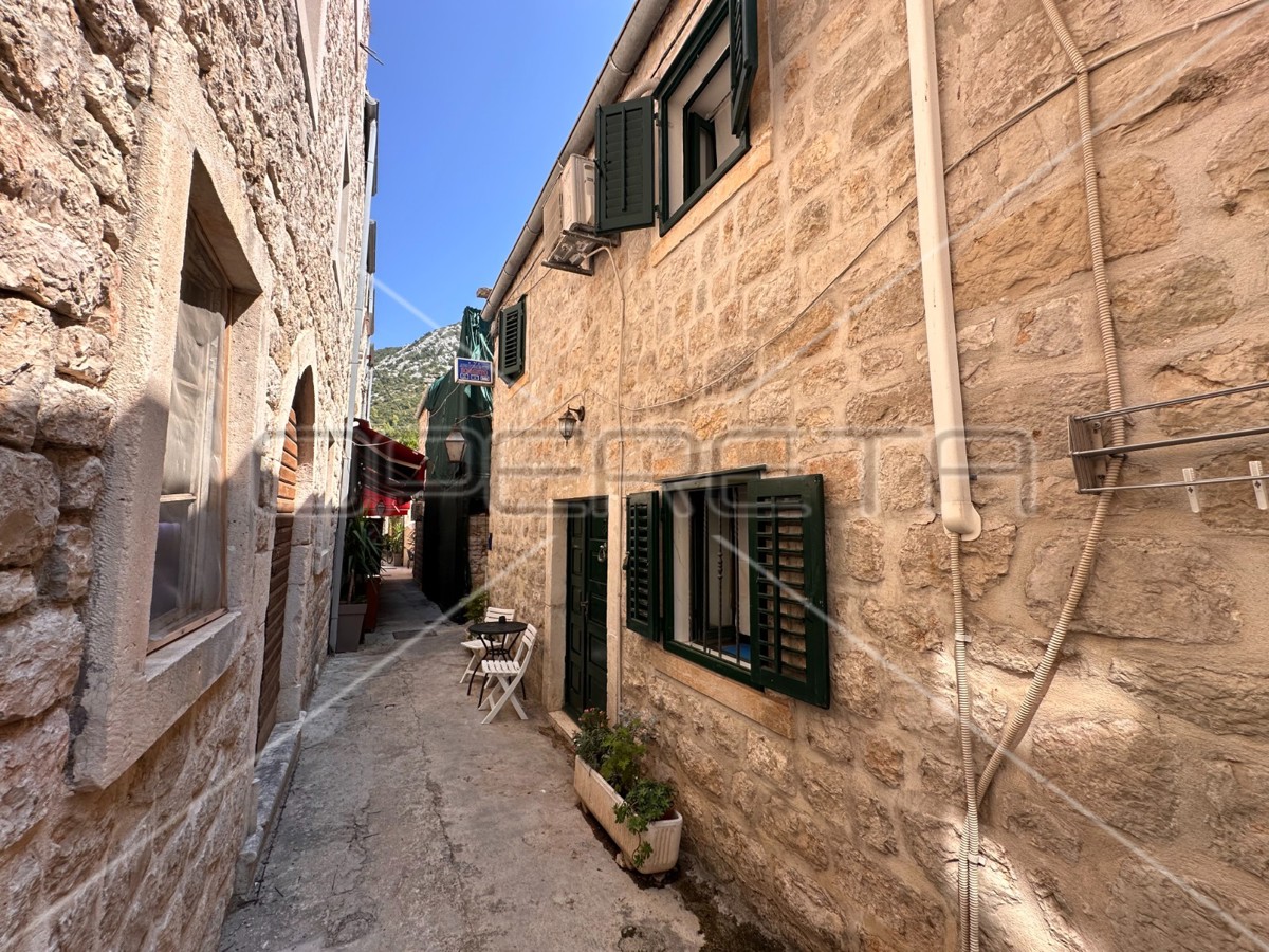 Casa in pietra 105 m2 – fascino e atmosfera mediterranea, Ston