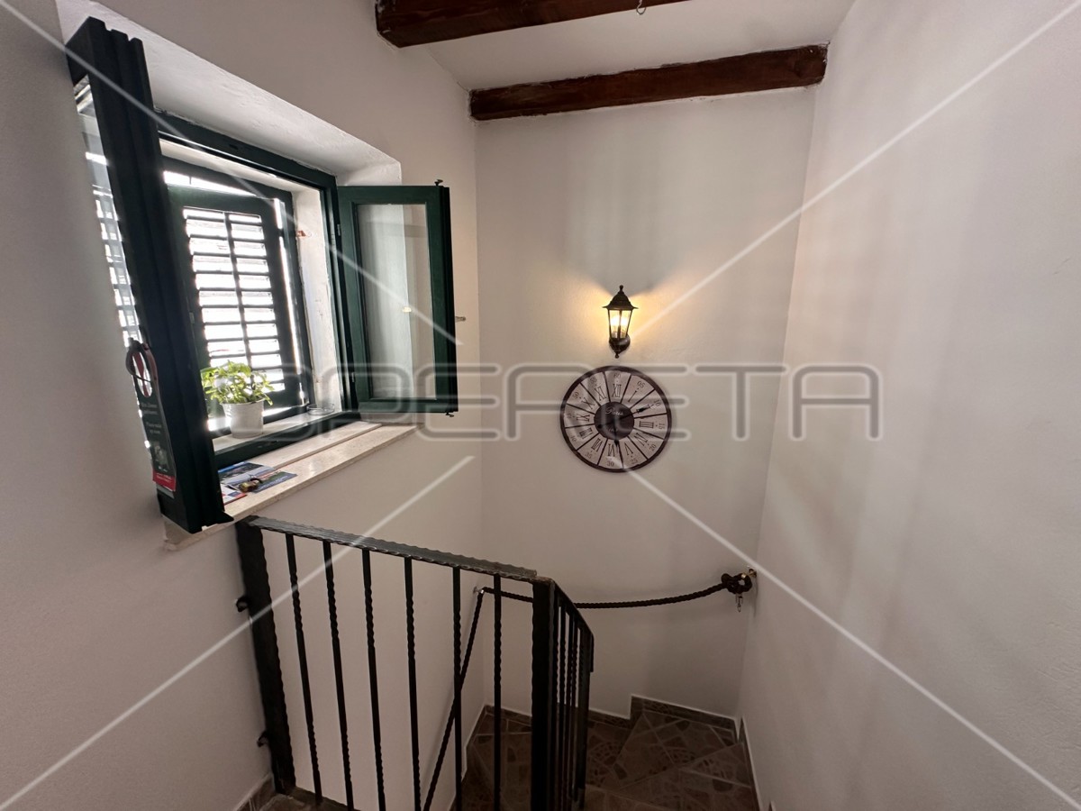 Casa in pietra 105 m2 – fascino e atmosfera mediterranea, Ston