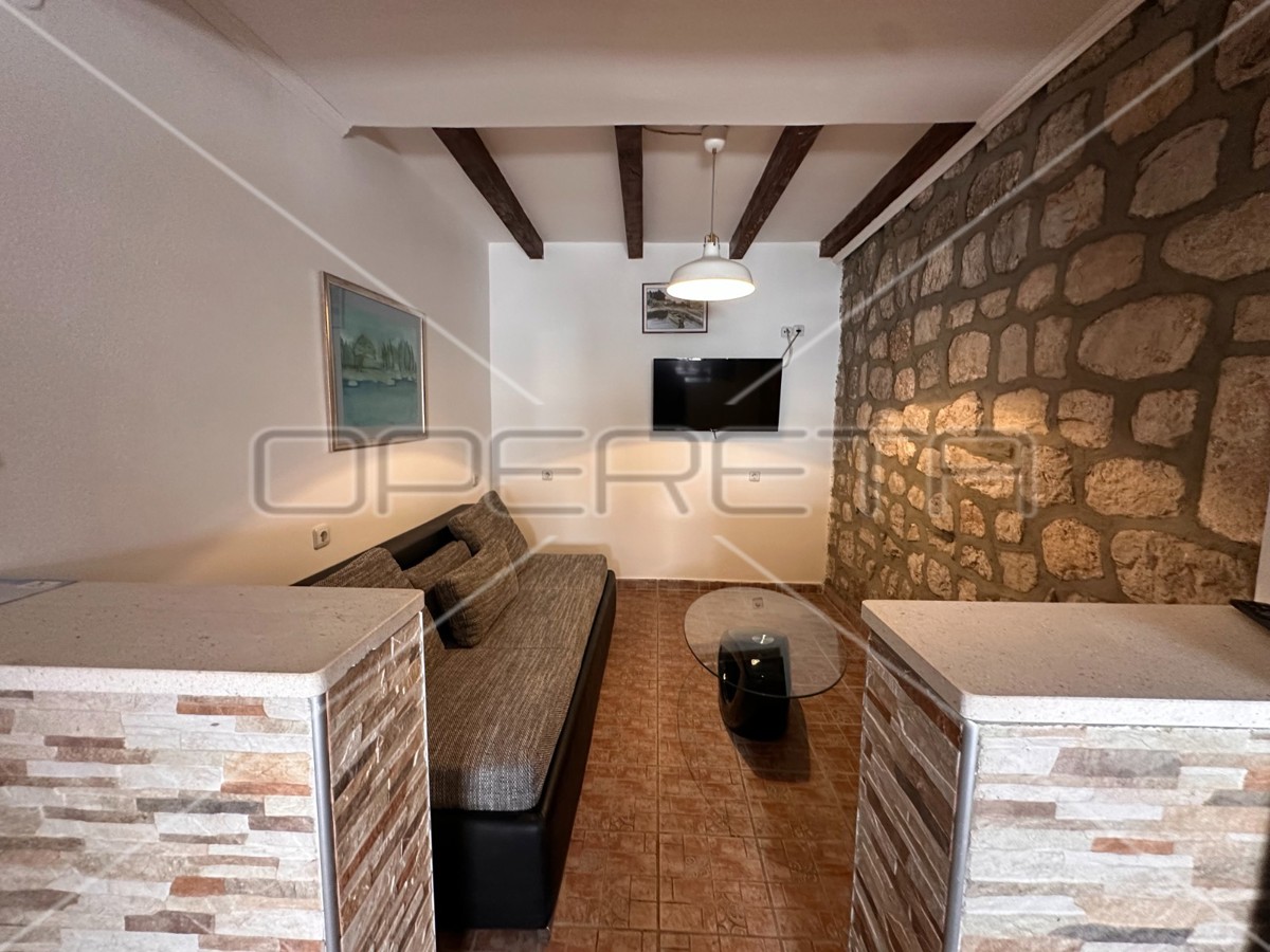 Casa in pietra 105 m2 – fascino e atmosfera mediterranea, Ston