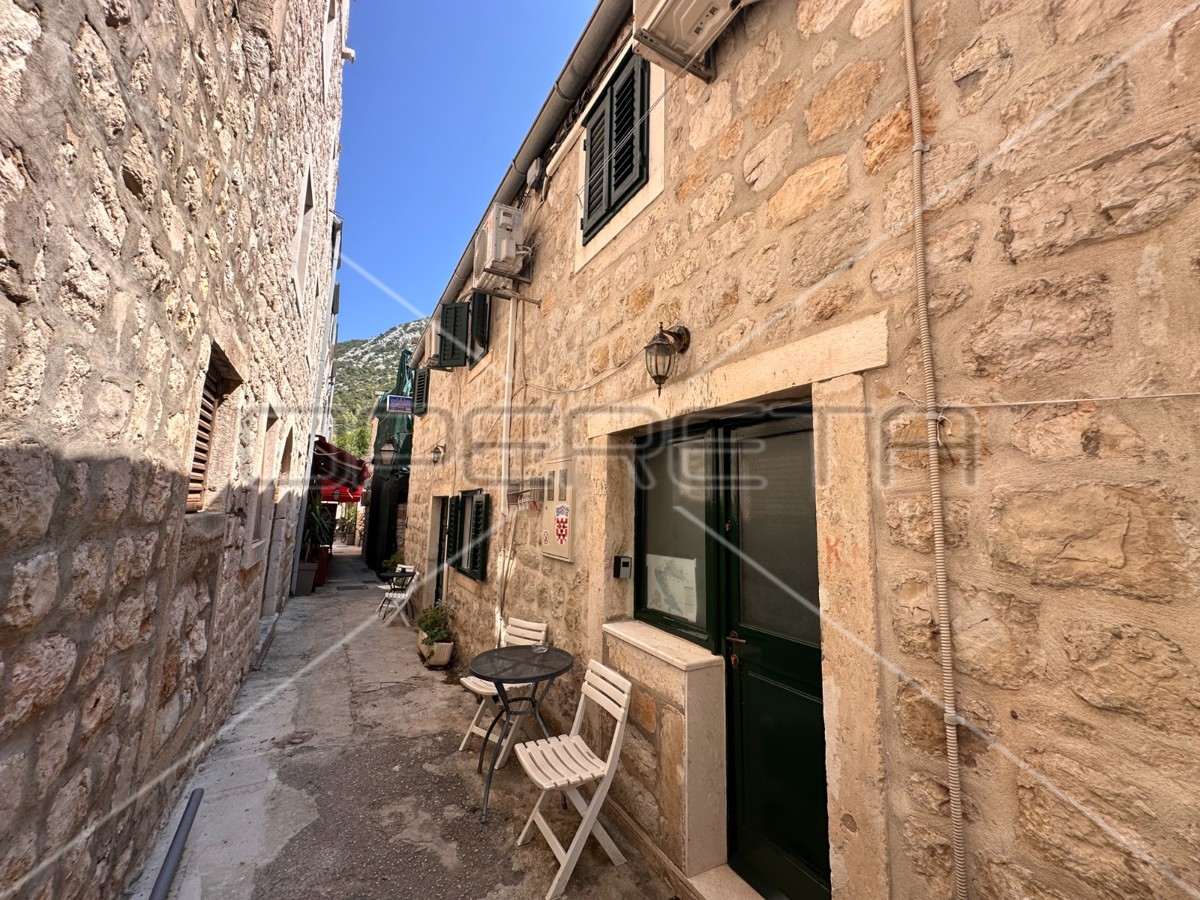 Casa in pietra 105 m2 – fascino e atmosfera mediterranea, Ston