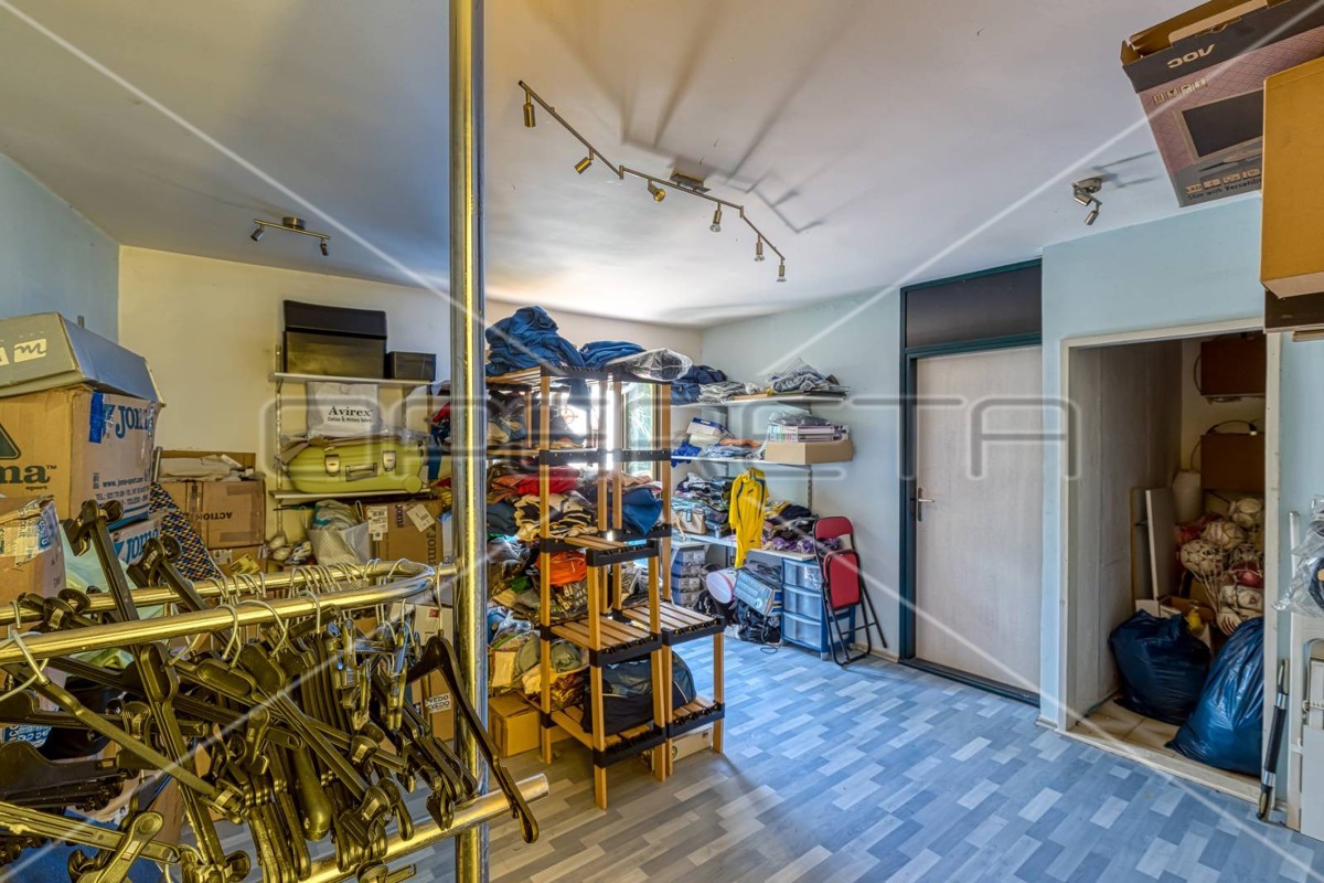 Casa con giardino nel cuore di Rovigno, 316 m2