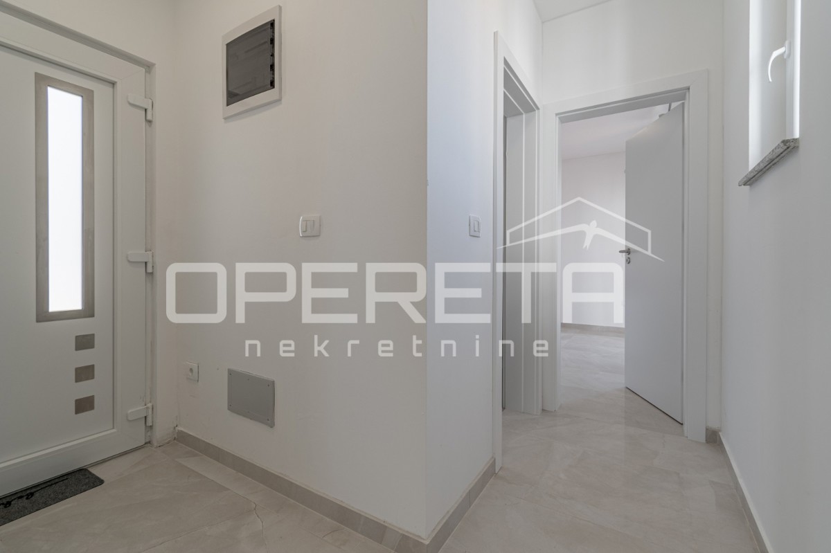 Vendita, Casa, Momjan, Momjan, Edificio doppio, 231m2