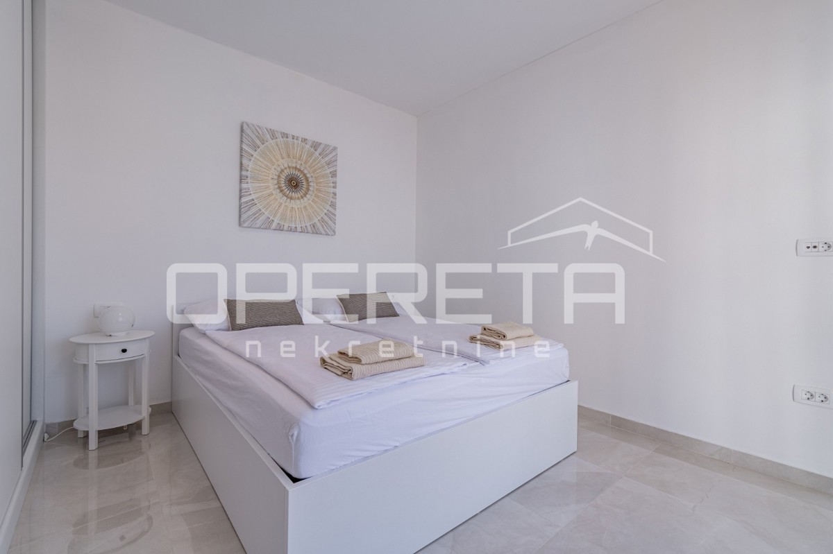 Vendita, Casa, Momjan, Momjan, Edificio doppio, 231m2