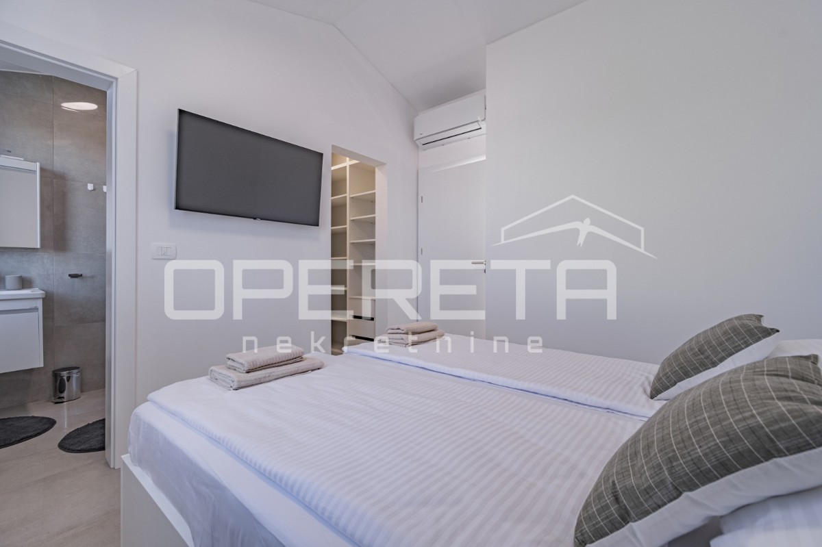 Vendita, Casa, Momjan, Momjan, Edificio doppio, 231m2