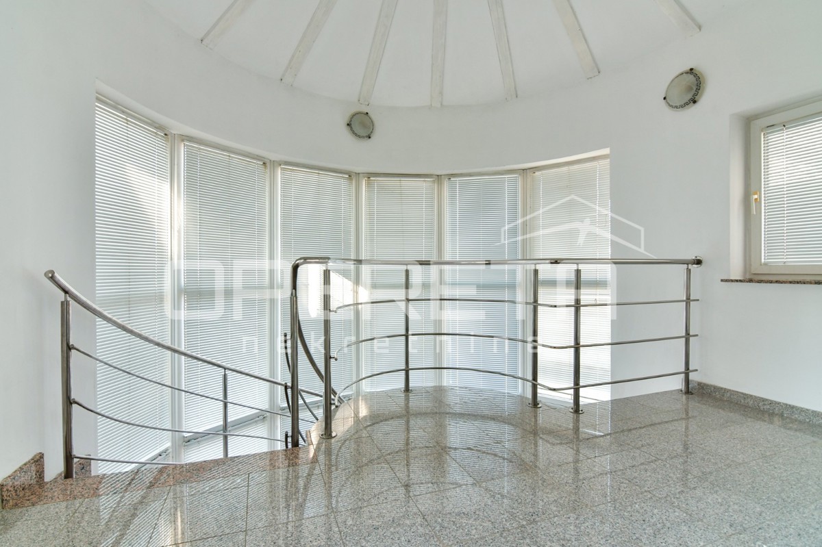 Vendita, Casa, Gajnice, Zelena magistrala, Indipendente, 340m2