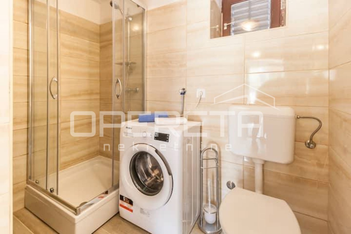 Casa a schiera adattata e affascinante di 100m2 a Marčana