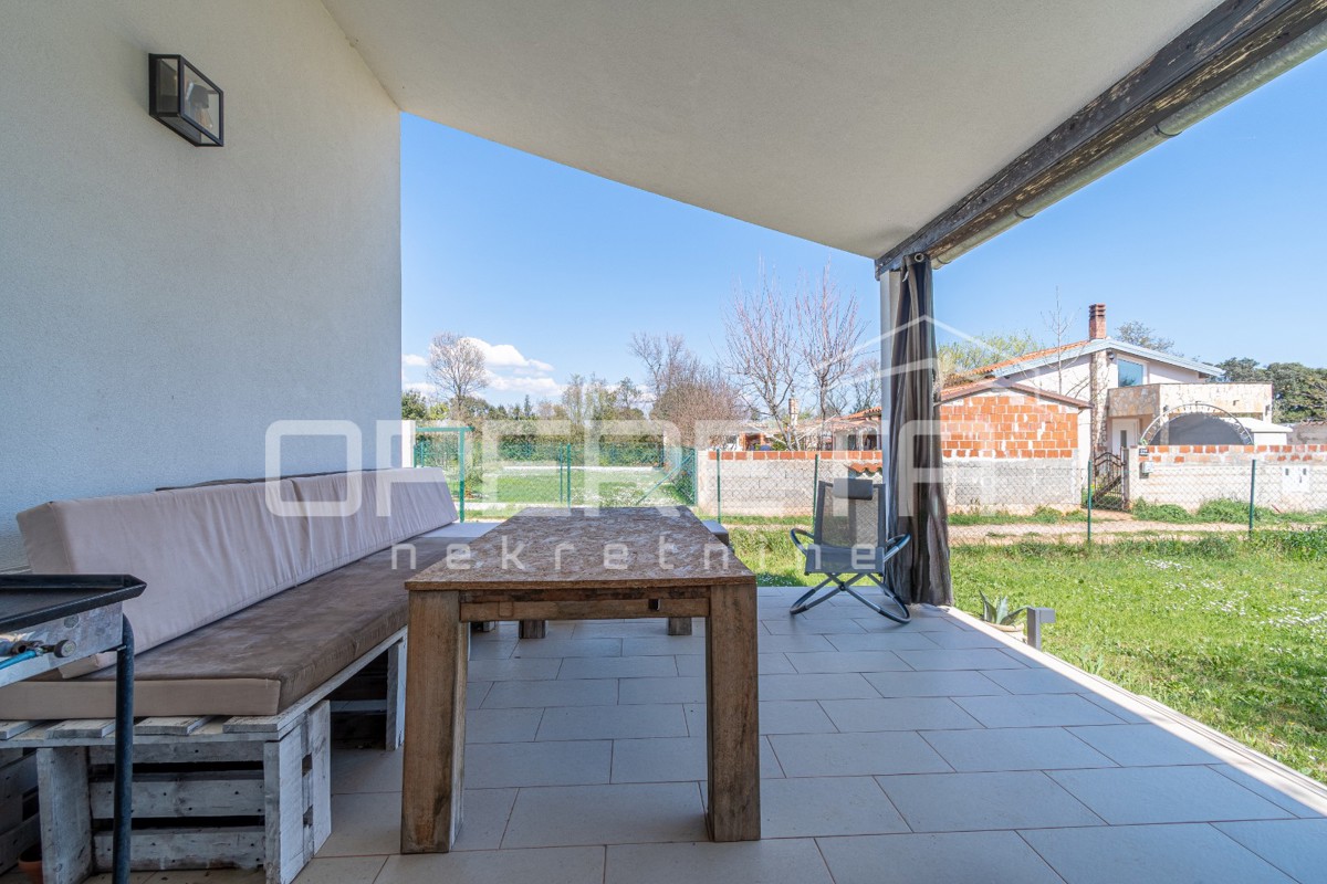 Casa indipendente al piano terra di 84 m2 vicino a Valtura circondata dal verde.