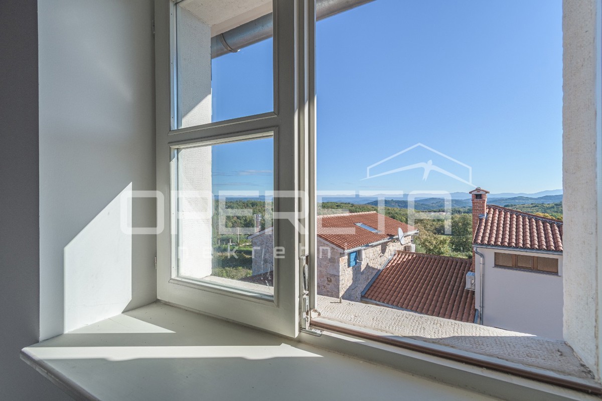 Istria, Zona di Vižinada – Casa istriana ristrutturata con piscina e vista