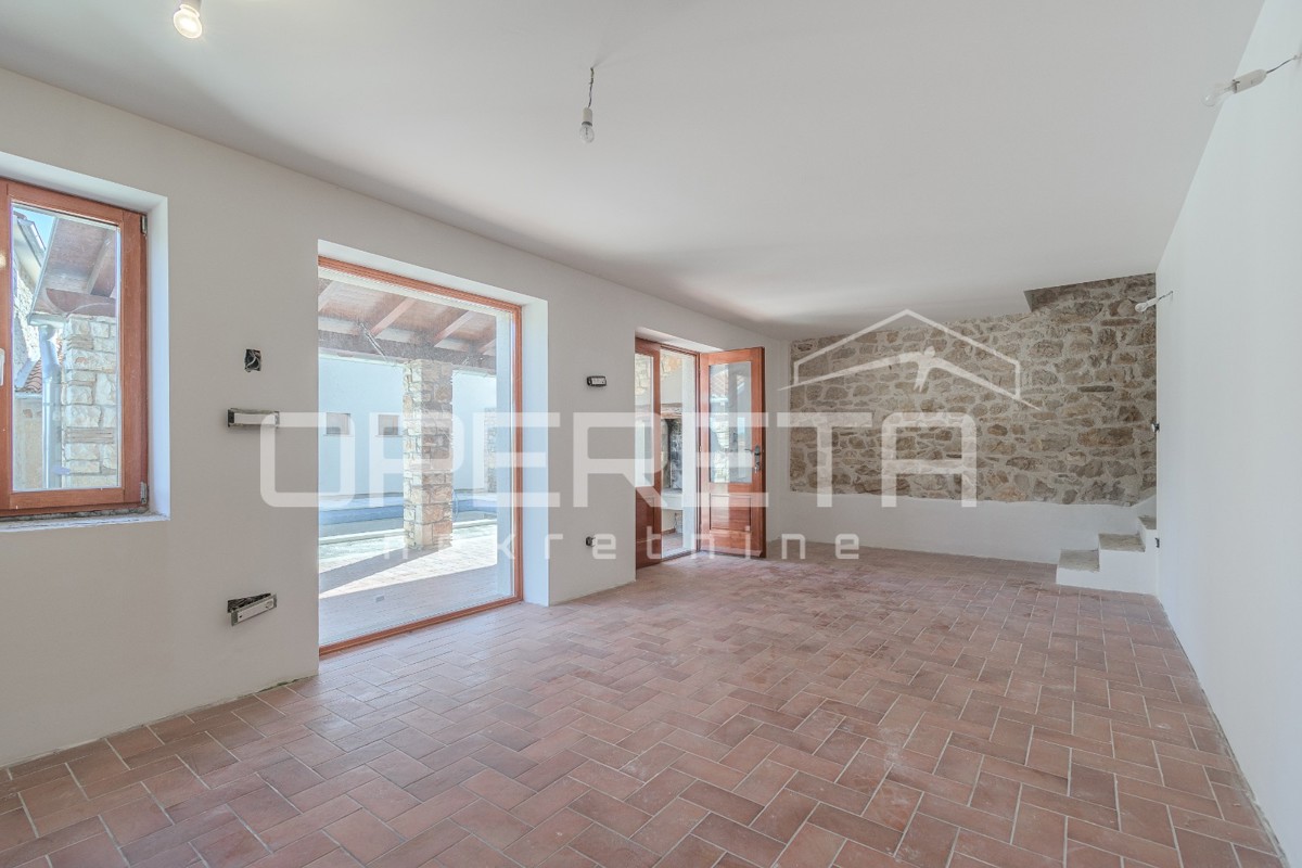 Istria, Zona di Vižinada – Casa istriana ristrutturata con piscina e vista