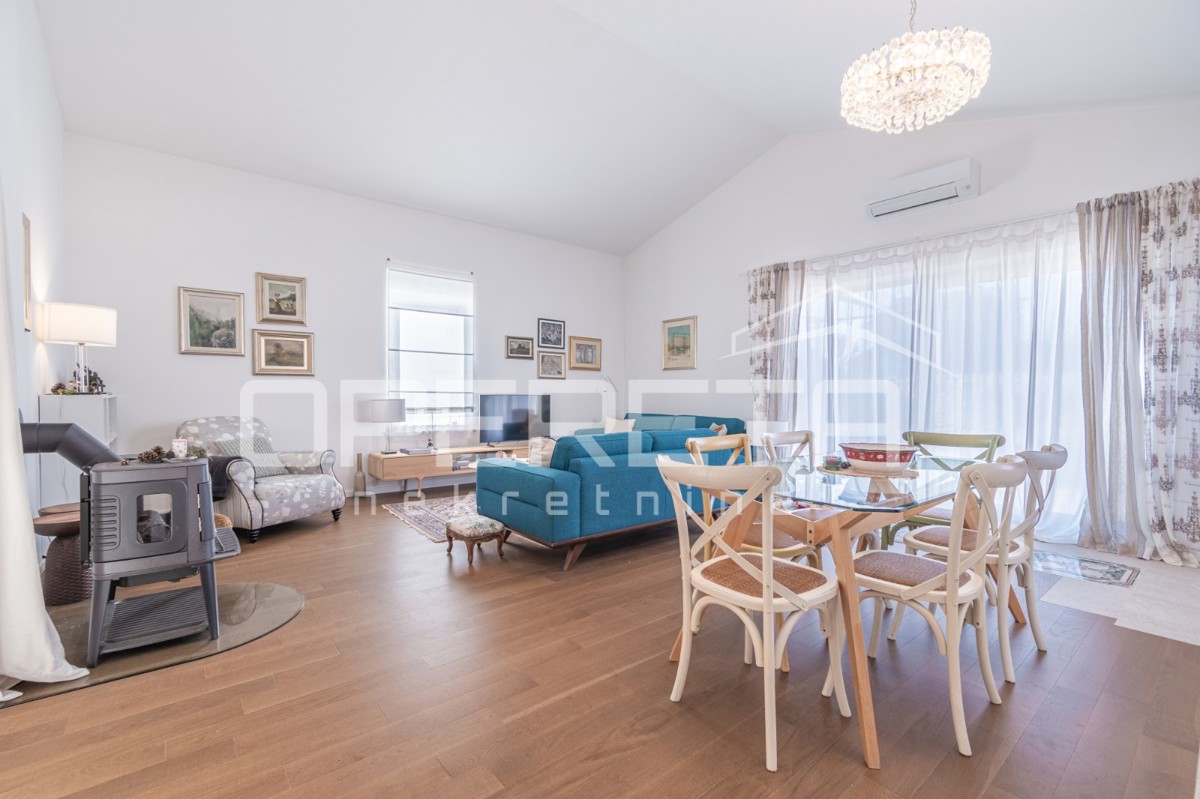 Istria, Tinjan - villa singola con piscina e giardino