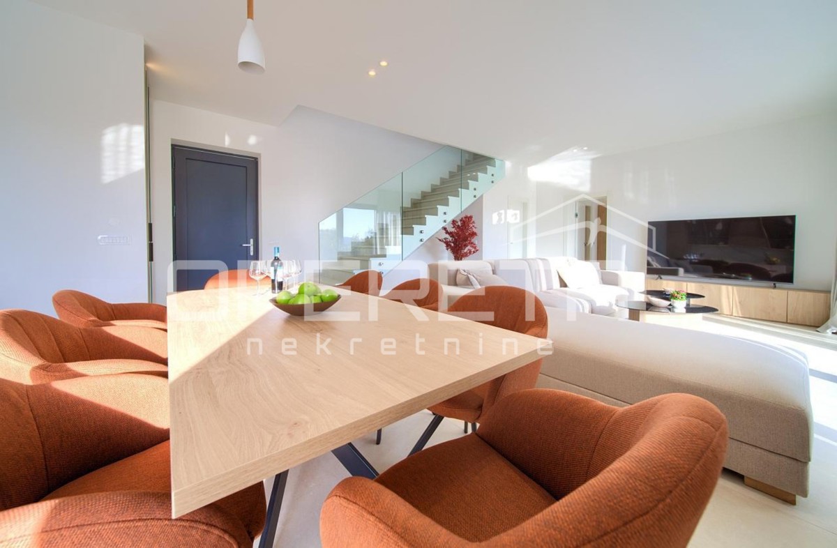 Vendita, Casa, Krk, Linardići , Indipendente, 255m2