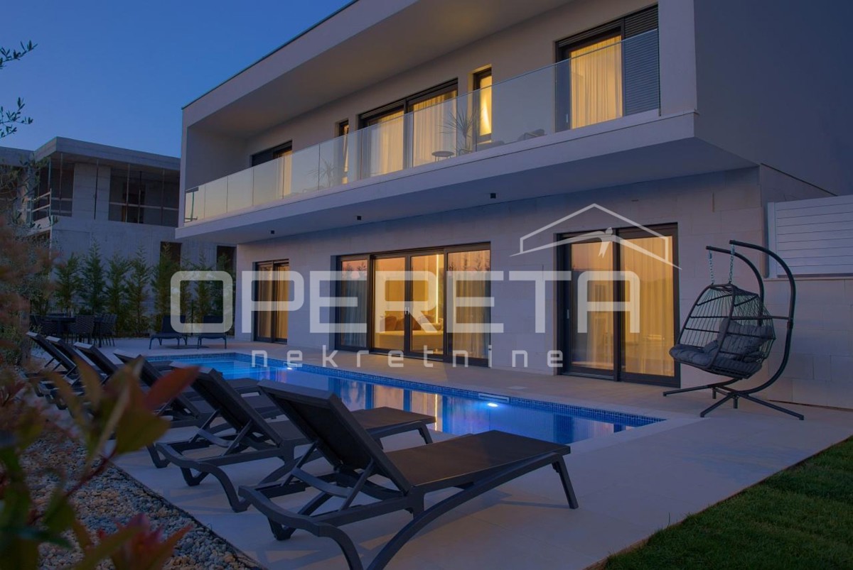 Vendita, Casa, Krk, Linardići , Indipendente, 255m2