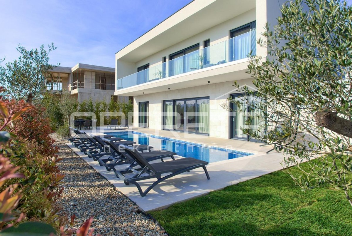 Vendita, Casa, Krk, Linardići , Indipendente, 255m2