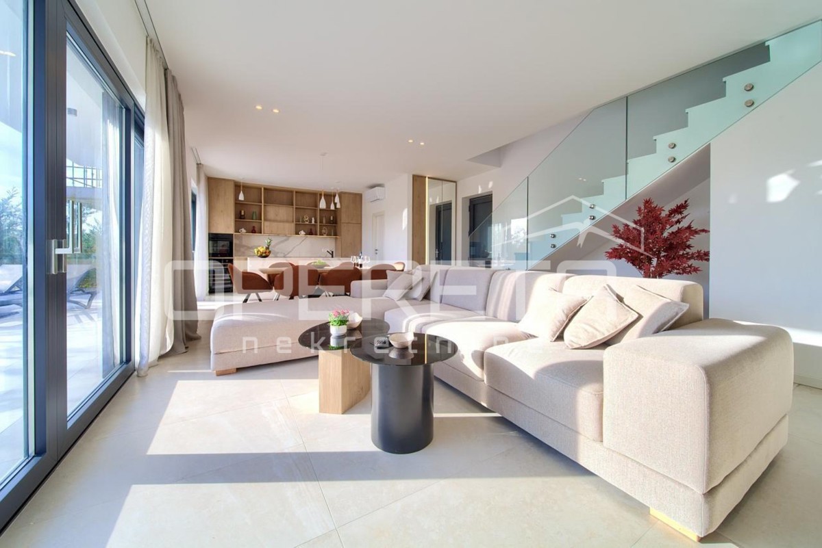 Vendita, Casa, Krk, Linardići , Indipendente, 255m2